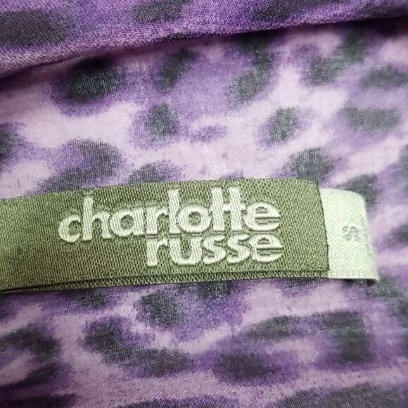 🎁5/$25 Charlotte Russe Blouse Women's Small Purple Leopard Print Black Trim - Picture 4 of 7
